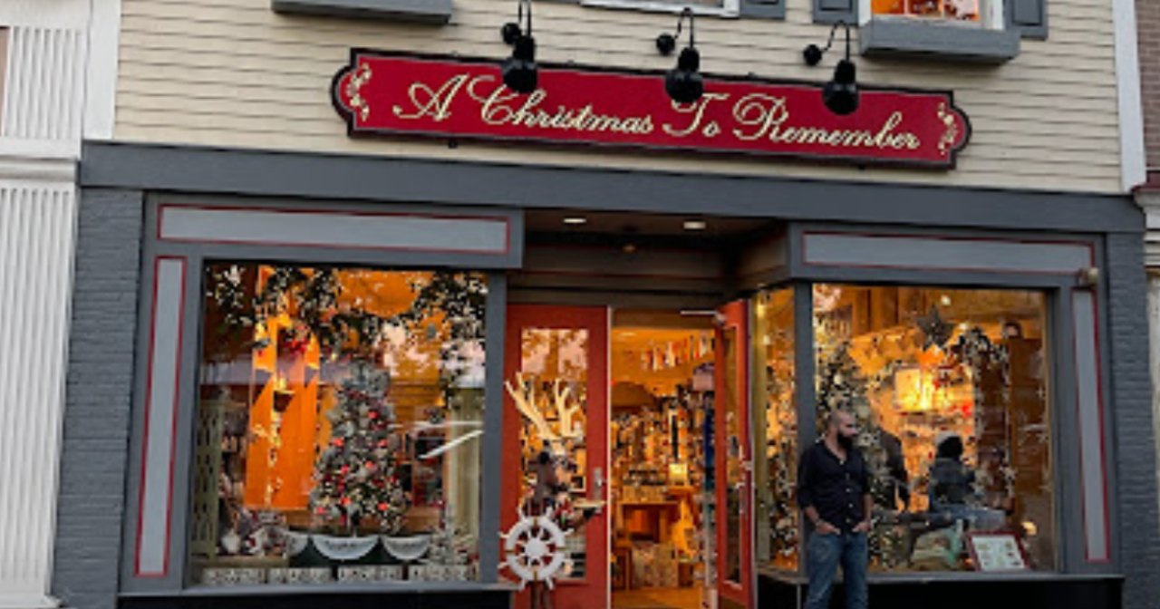 Christmas In Newport, Rhode Island Enchanting Main Street