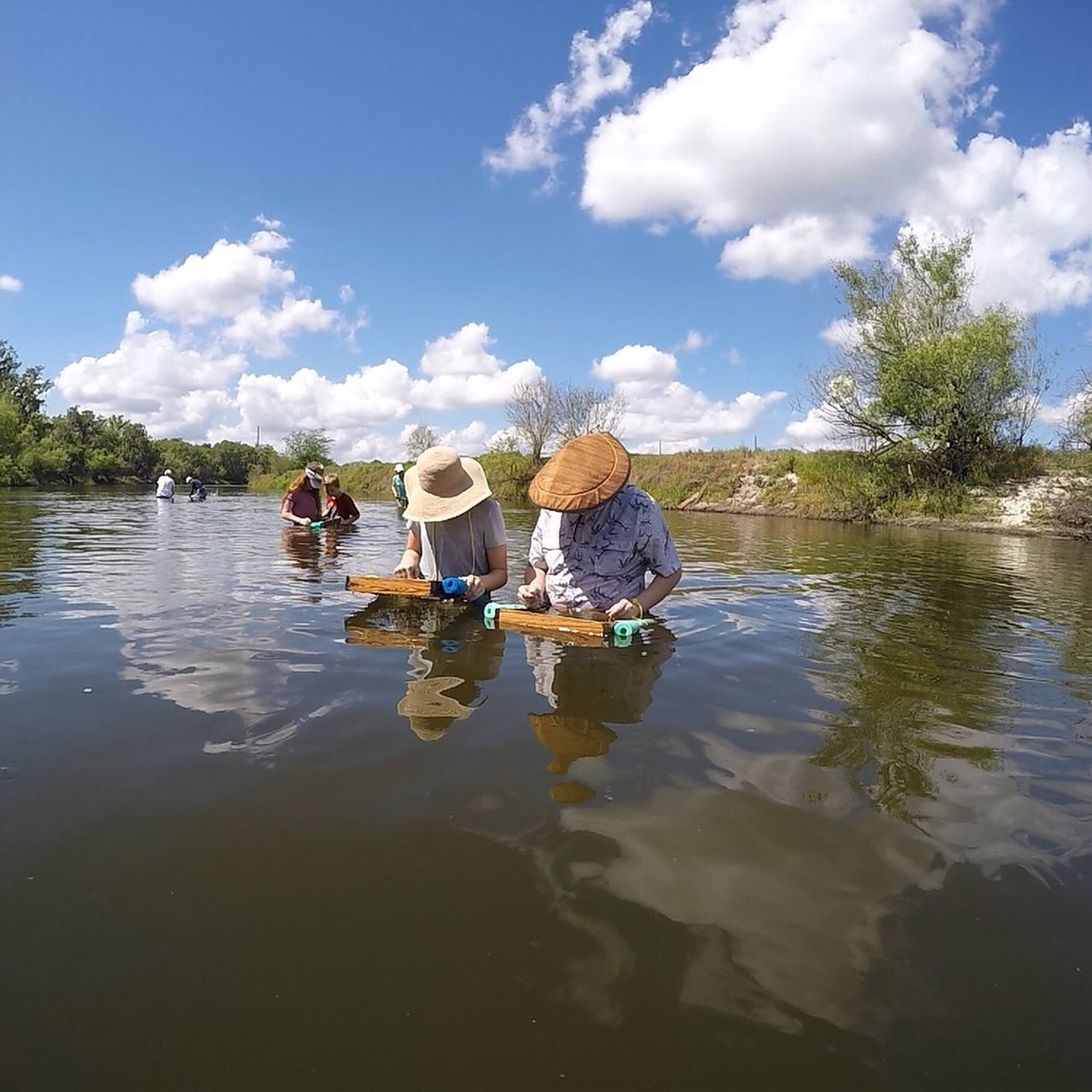 Hunt For Real Fossils In The Peace River At Fossil Expeditions In Florida