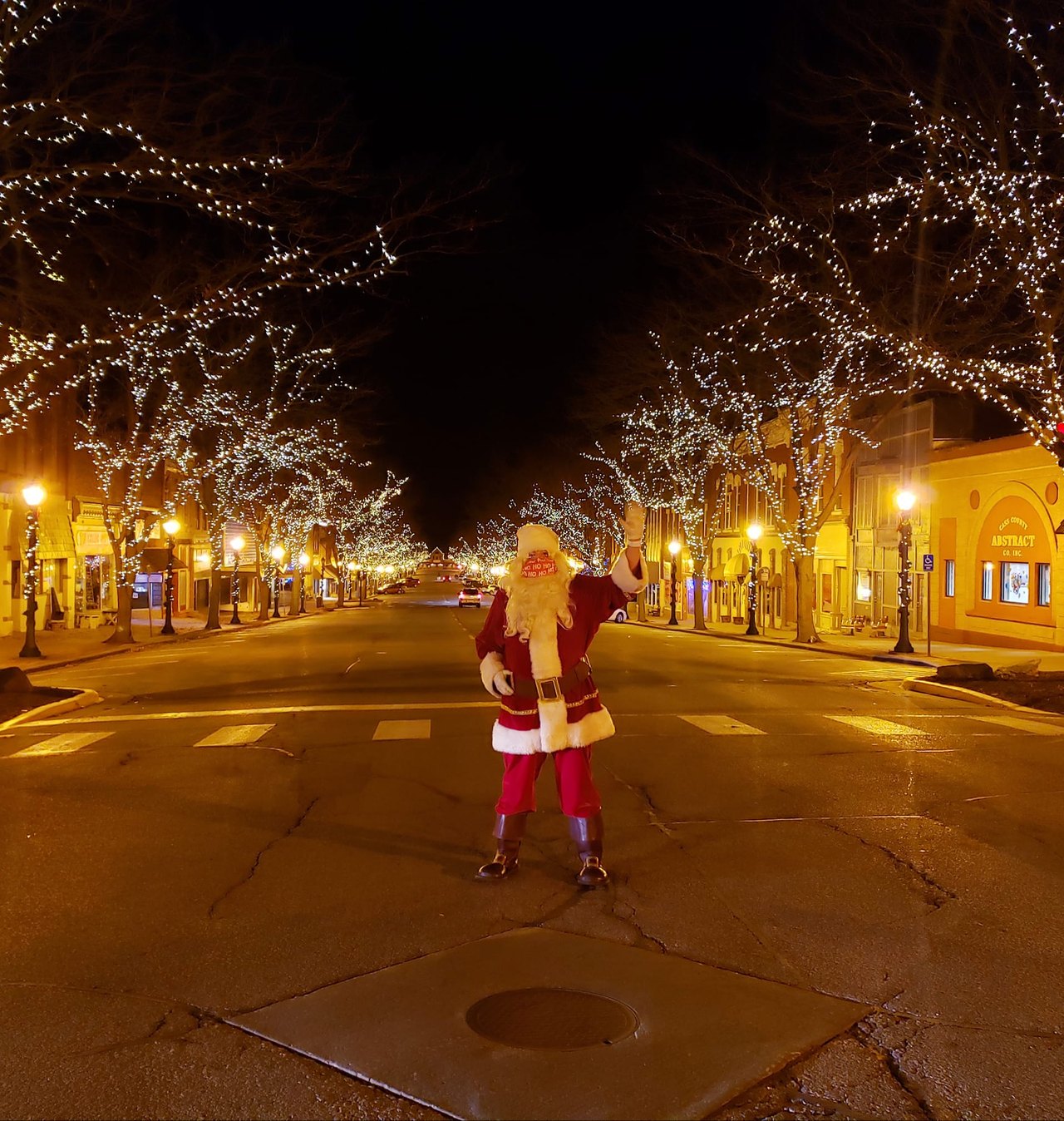 7 Splendid Small Christmas Towns In Iowa Full Of Holiday Spirit