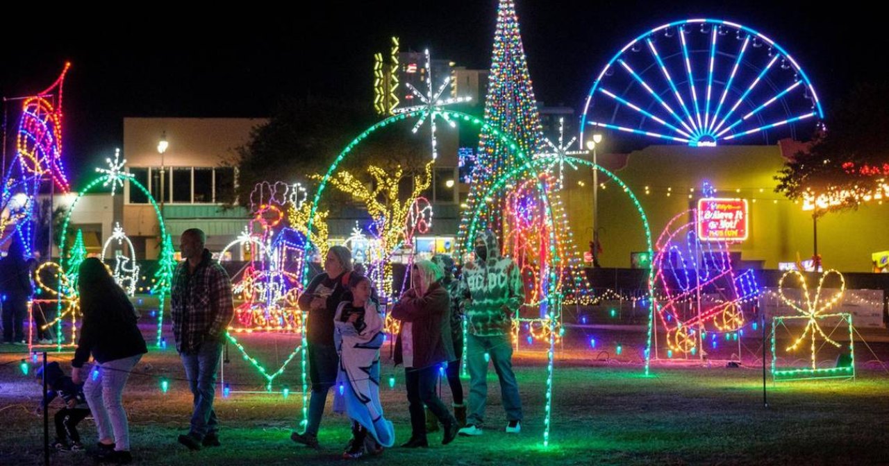 Celebrate The Season At The Santree Cooper Holiday Lights In SC