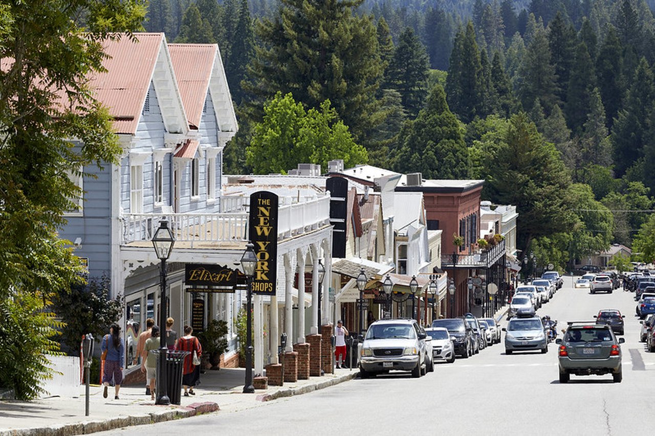 Santa Cruz, California, Is a Perfect Road Trip Destination With Train  Rides, Hiking Trails, and Small Towns