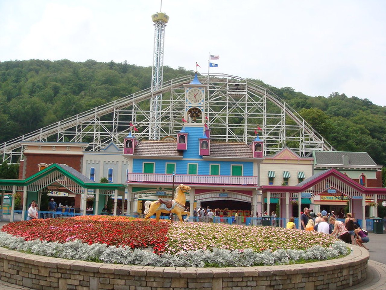 Visit Lake Compounce for a day trip in Connecticut