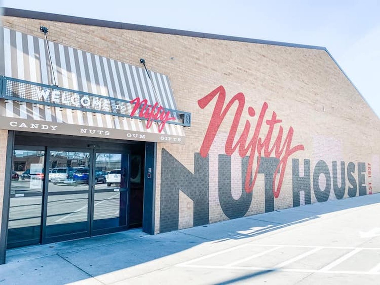 Nifty Nut House: Wichita's Version of Willy Wonka