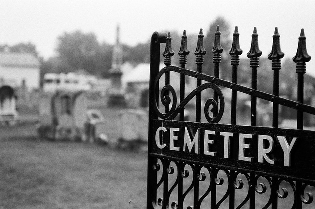 OLD STRASBURG CEMETERY