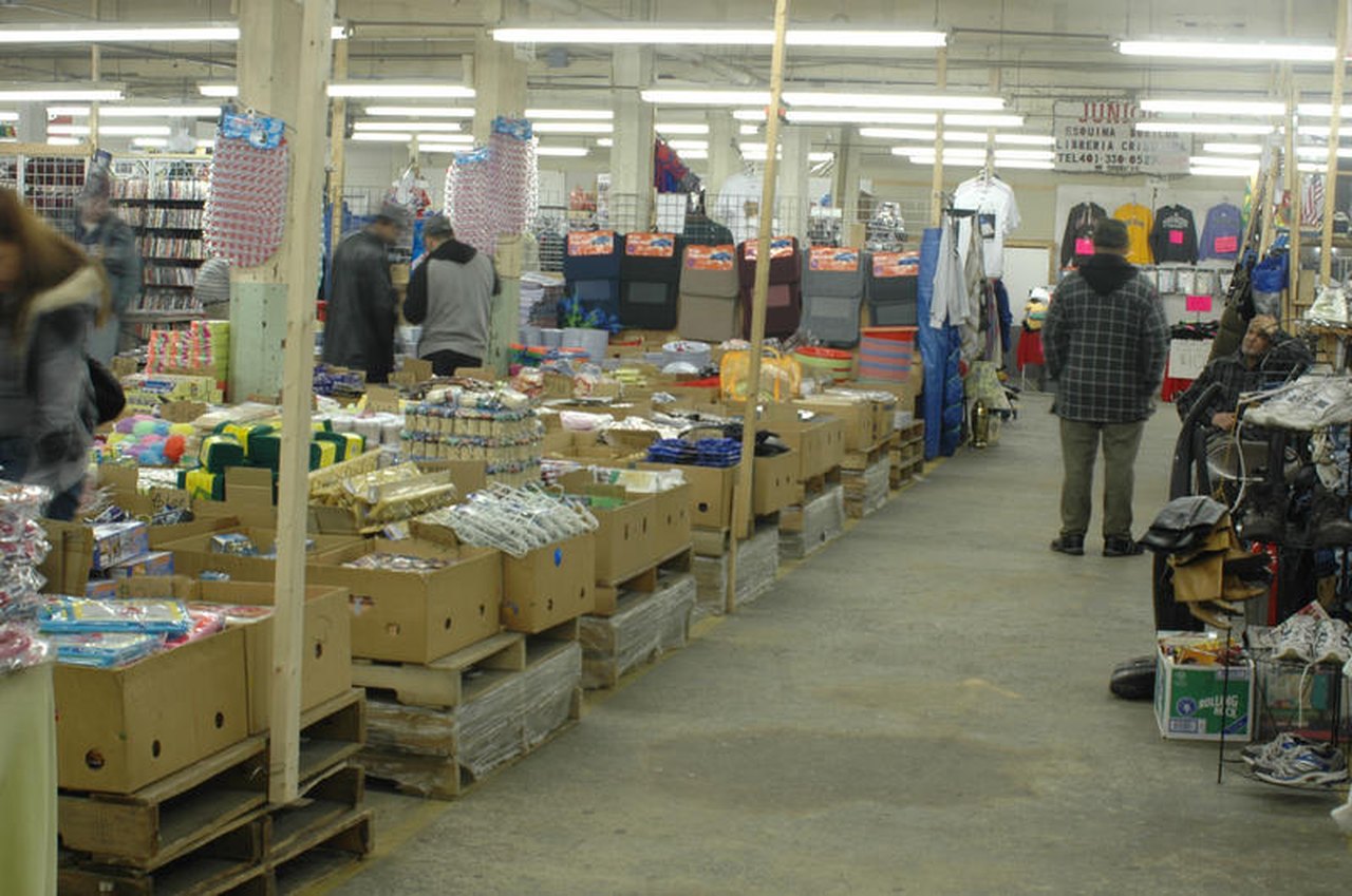 Visit More Than 200 Merchants At This Flea Market In Rhode Island