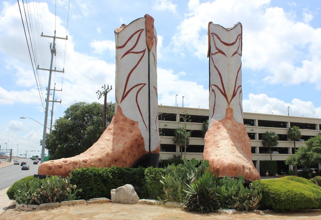 The Best Places in Dallas for Getting the Boot(s)