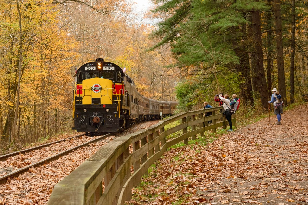 ohio train tours