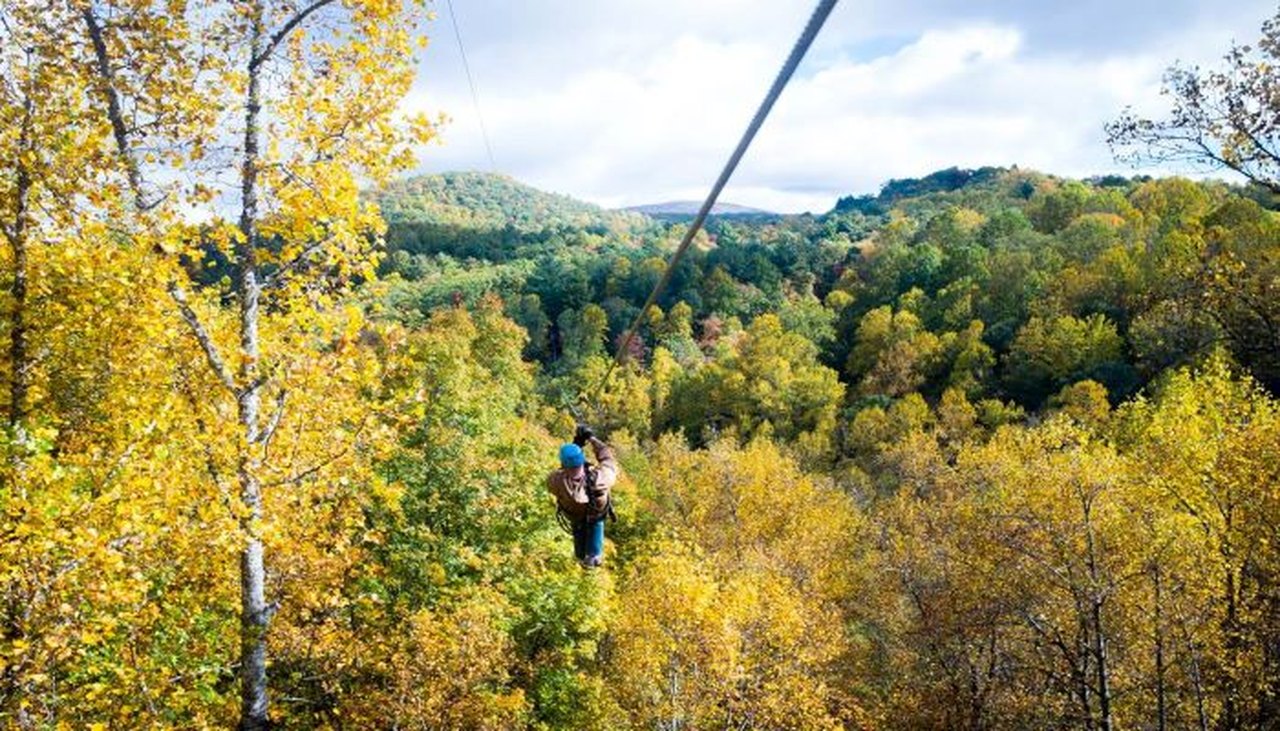 This North Carolina Zipline Ride Leads To The Most Stunning Fall Foliage You’ve Ever Seen