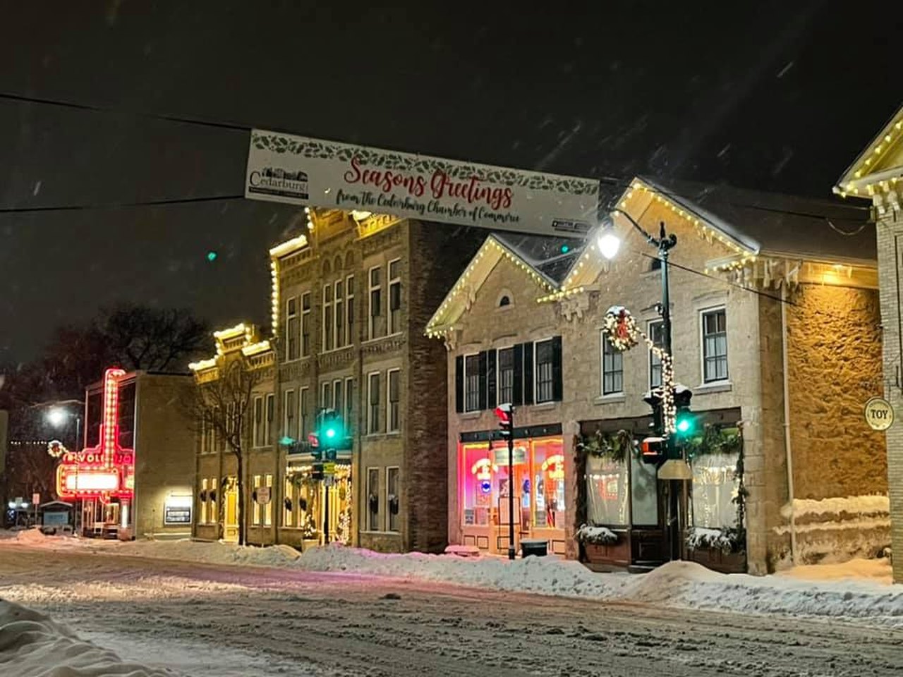 Prettiest Christmas Towns In Wisconsin Cedarburg