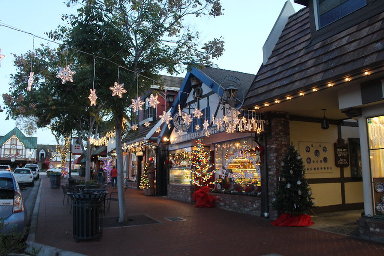 OldFashioned Christmas In Southern California Solvang