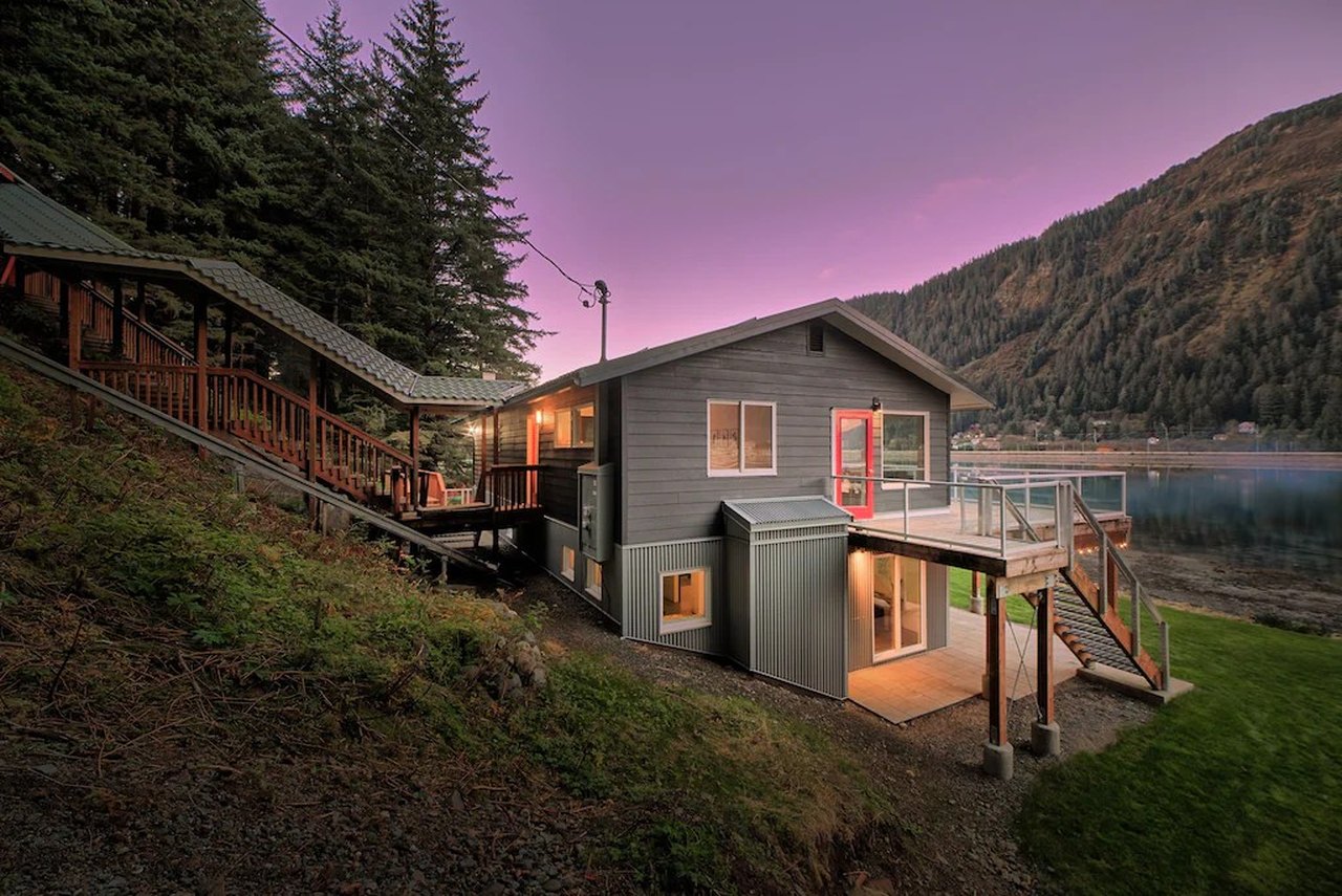 Best Places to Stay in Alaska: 12 Perfect Vacation Rentals