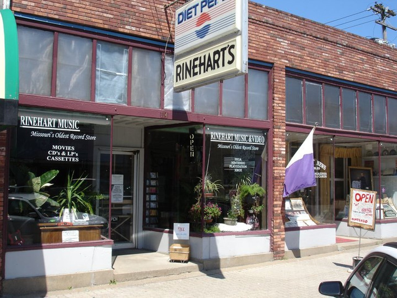 the-oldest-record-store-in-america-is-in-missouri