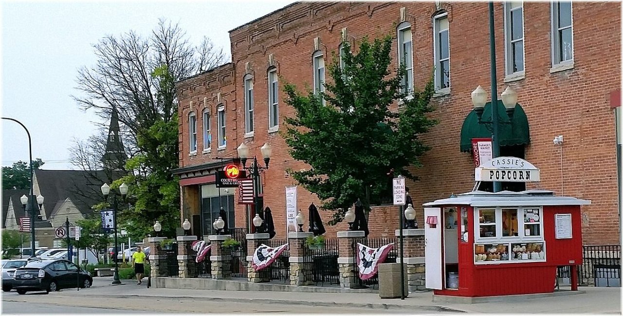 Cassie's Popcorn Stand Hidden Gem Restaurant In Sycamore, IL