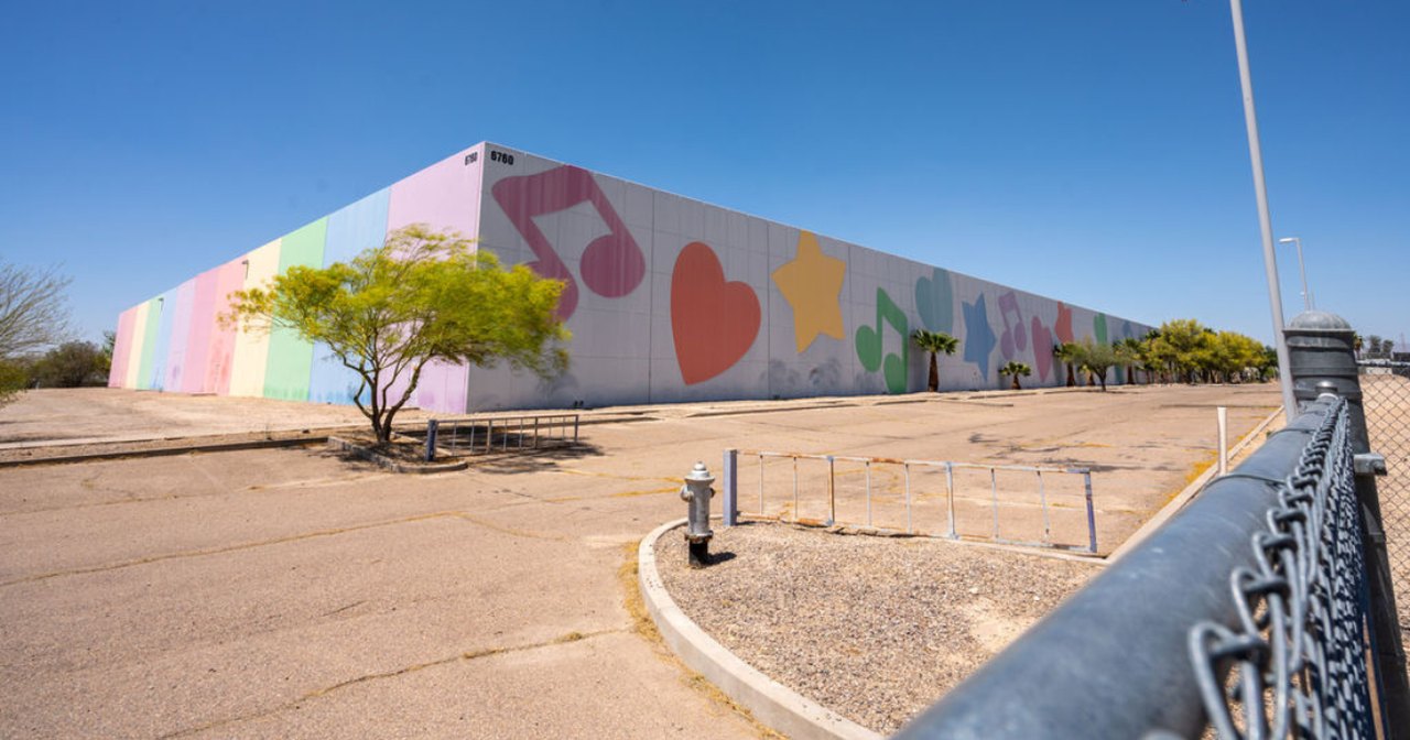 The Abandoned Lisa Frank Factory In Arizona Is As Colorful And Eerie As You Would Expect