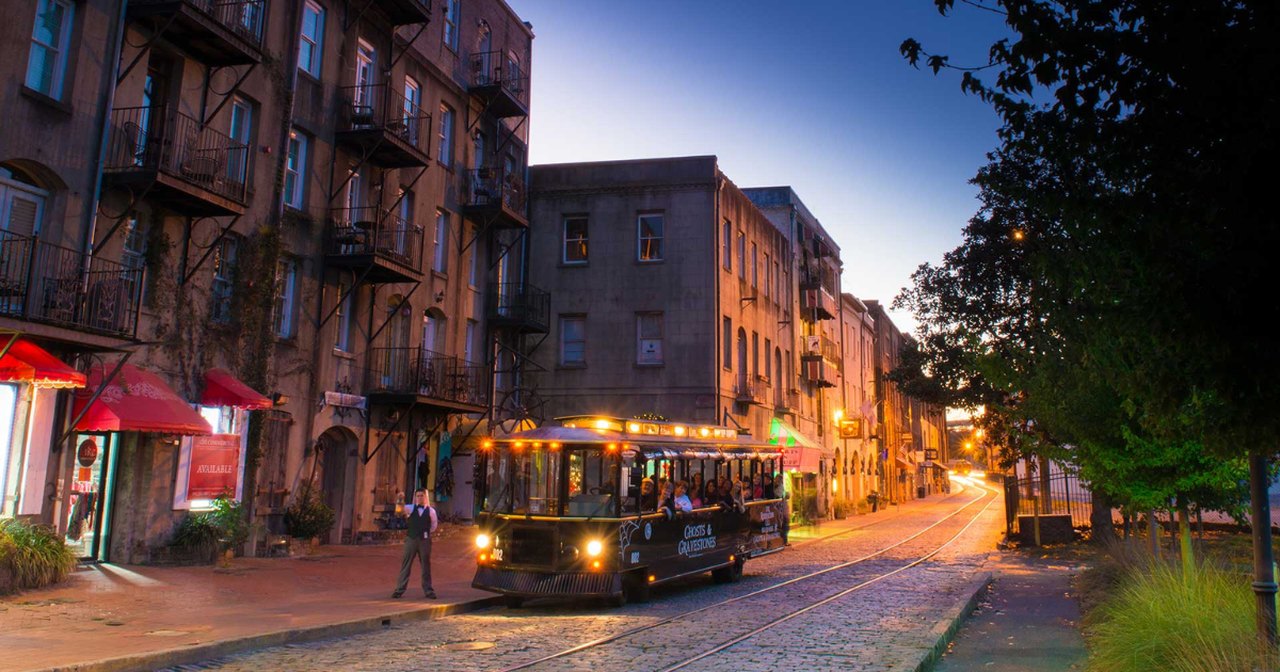 Explore The Haunted Side Of Savannah, Georgia On This Nighttime Trolley Ride