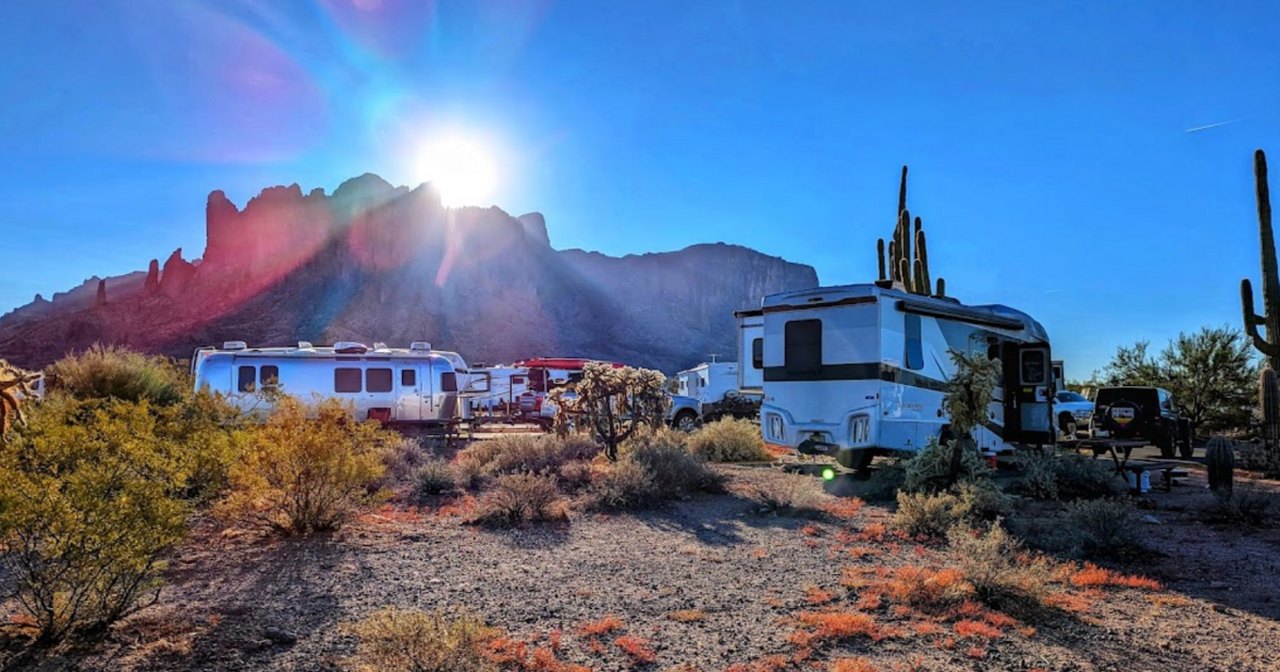 This Year-Round Campground In Arizona Is One Of America's Most Incredible Desert Oases