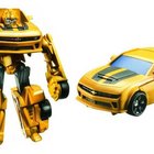 Instrucciones para convertir el Transformer Bumblebee en automóvil