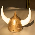 Instrucciones para hacer un casco vikingo con papel aluminio