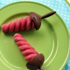 Banana-Raspberry Pops: Summer Fun on a Stick