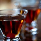 Make It a Manhattan: Classic Manhattan Recipe