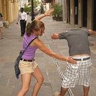 How Does a Controlling Spouse Affect a Relationship?