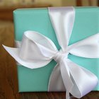 Cool Gifts for Japanese Woman From America