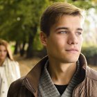 How to Tell When Your Boyfriend Is Backing Away From You
