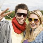 Signs a Girlfriend Is Bored With You