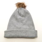 Stay Warm & Stylish: Faux-Fur Pompom Beanie
