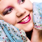 How to Wear a Square Scarf