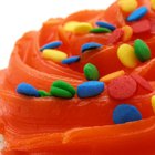 How to Remove Cake Frosting From Clothes
