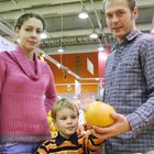 Income Limits for Food Stamps & Medicaid in West Virginia