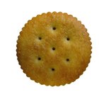 How to Serve Buttered Saltine Crackers as an Appetizer