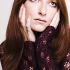 How to Put Red Highlights Into Dark Hair