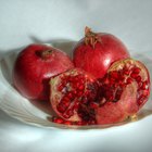 How Much Pomegranate Juice Should One Drink a Day?
