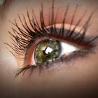 How to Make Fake Eyelashes Look Natural