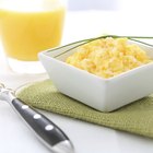 How to Make Scrambled Eggs Fluffy