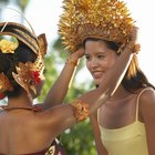 Customary Engagement Etiquette in Indonesia