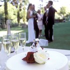 How to Cover Styrofoam With Fabric for a Wedding Cake Stand