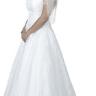 Etiquette of Saying Congratulations to the Bride