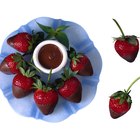 How to Make a Chocolate Covered Strawberry Bouquet