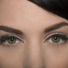 How to Use a Brow Shaver