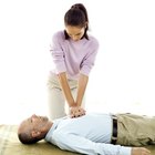 5 Types of CPR Scenarios for the Workplace | Woman - The Nest