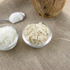 Pros & Cons of Coconut Oil for Dieting & Weight Loss