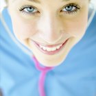 How to Get Rid of Mustache Shadow on Women Without Creme