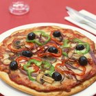 Difference Between Hand-Tossed & Pan Pizza