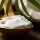 Benefits of Coconut Oil for Fungus & Yeast Infections