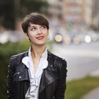 How to Remove a Smoke Smell from a Leather Jacket
