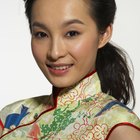 How to Make a Ponytail With Synthetic Braiding Hair