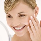 How to Even Out Skin Tone Without Makeup